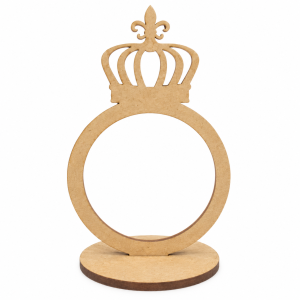 Ornamento de MDF com coroa e anel